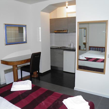 Holidays Apart-Hotel Anderlecht Esterno foto