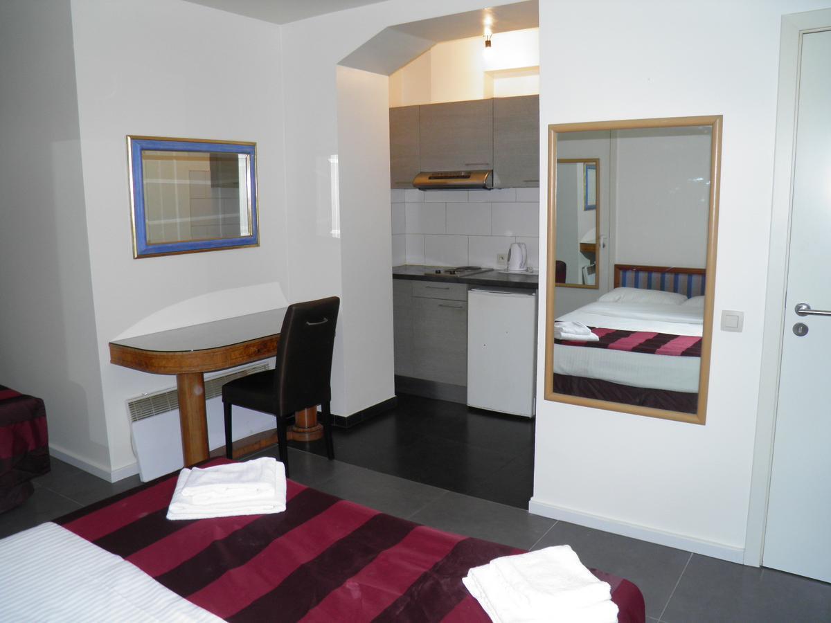 Holidays Apart-Hotel Anderlecht Esterno foto